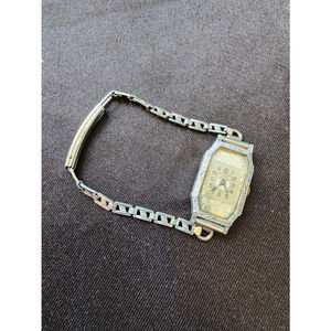 Vintage 1930's Eton 15 Jewel Swiss Movement Watch